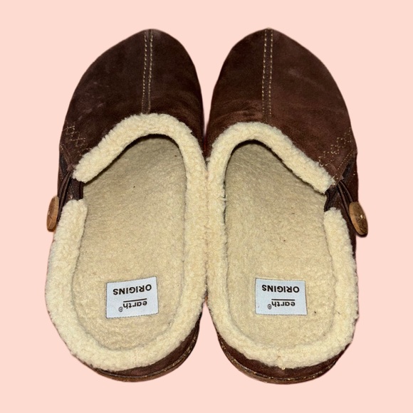 Earth Origins Suede Slip On Clogs with Faux Fur Trim Johanna Bark🤎 - Picture 3 of 8